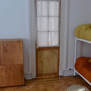 Dormitory Room Mixed